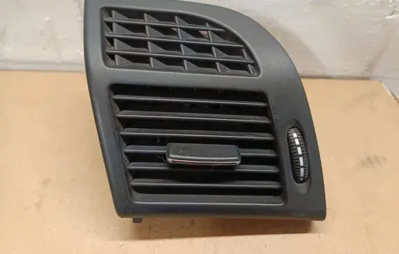 Mercedes-Benz E W211 Dashboard side air vent grill/cover trim 2118301154