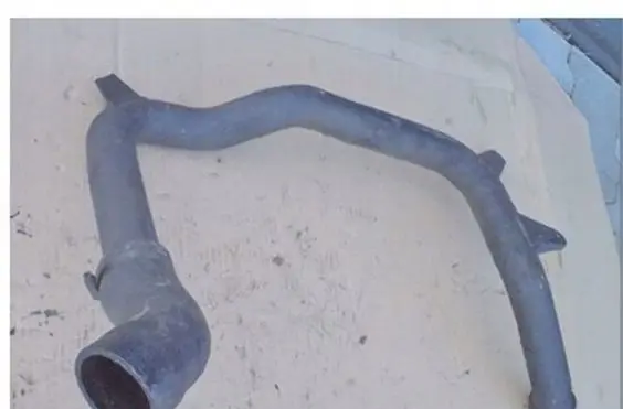 Mercedes-Benz Vito Viano W638 Engine coolant pipe/hose