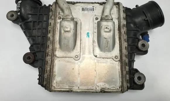 Land Rover Discovery Sport AdBlue liquid reservoir GJ32-9L440-AB