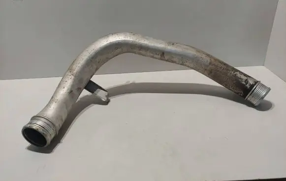 Intercooler hose/pipe