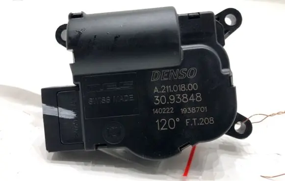 Renault Master III Air flap motor/actuator A21101800