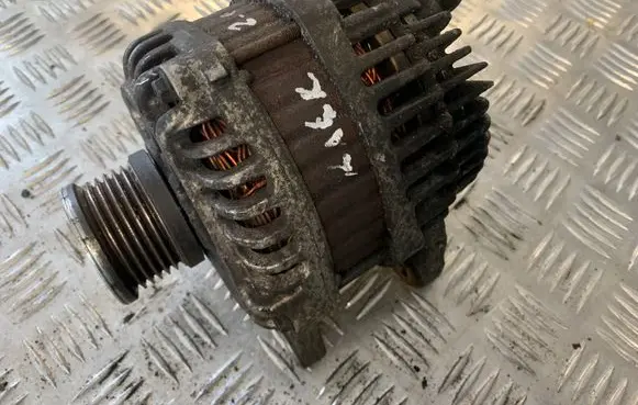 Nissan Qashqai Generator/alternator 23100JD200