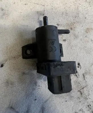 Renault Vel Satis Turbo solenoid valve 7700113709 770011370
