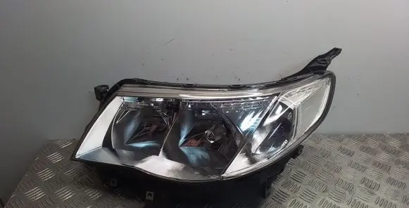 Subaru Forester SH Headlight/headlamp