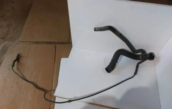 Audi A8 S8 D3 4E Engine coolant pipe/hose