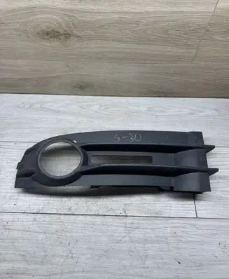 Volkswagen Caddy Front fog light trim/grill 2K0853683A
