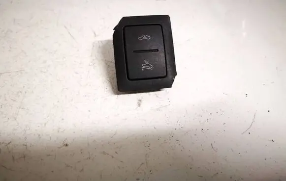 Volkswagen Golf V Alarm switch 1k0962109