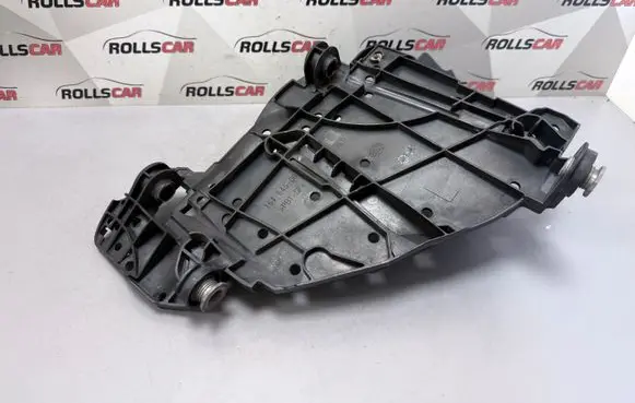 Volkswagen Touareg I Headlight/headlamp mounting bracket 16464500
