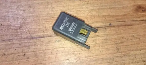 Mitsubishi Sigma Other relay MB183865 1733D