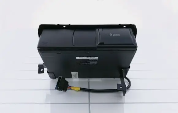 Porsche Cayenne (9PA) CD/DVD changer 7L6035493 7L6035493A
