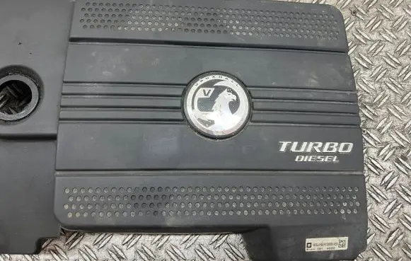 Opel Antara Engine cover (trim) 25184813