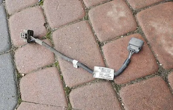 Opel Adam EUR ISO radio connector 13356899