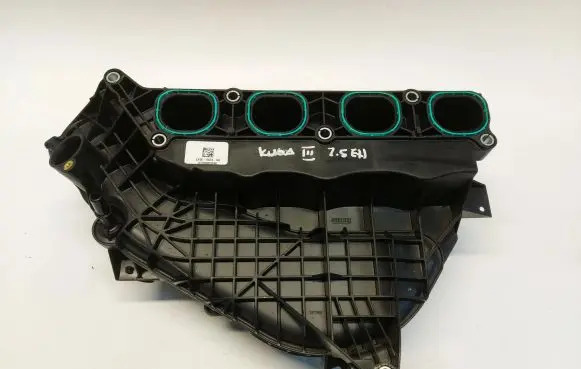 Ford Kuga III Intake manifold LX6E-9424-AA