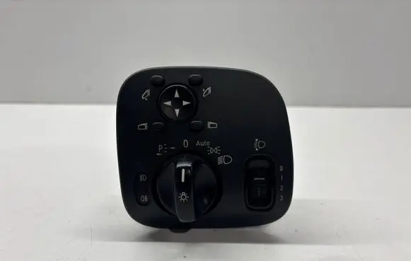Mercedes-Benz C W203 Light switch A2035450404