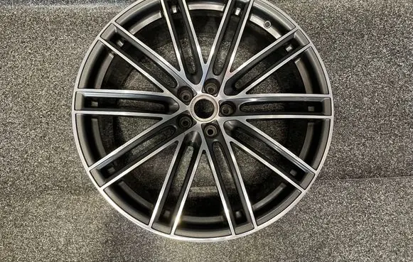 Porsche Macan (95B) R21 alloy rim 95B601025DN 639990011 95K21H2ET27