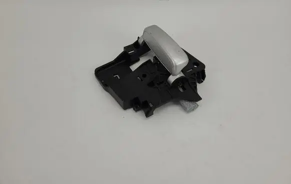 Peugeot Partner Rear door interior handle 9682107777
