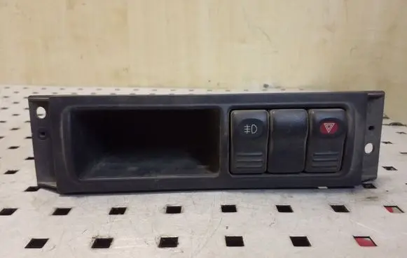 Opel Sintra Hazard light switch 10243814 541106