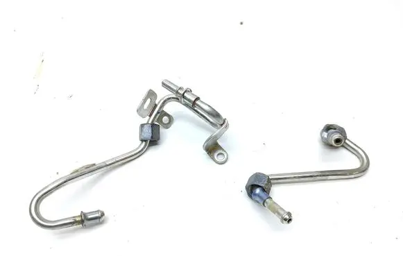 Nissan Qashqai J12 Fuel injector supply line/pipe A2820705100 166848796R A2820704100