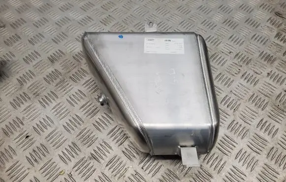 Audi Q8 Air suspension tank/reservoir 4M0616204F