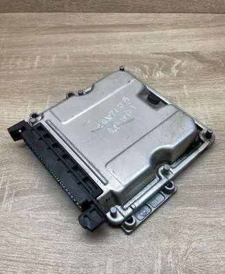 Citroen Xantia Engine control unit/module ECU 9635598680 0281010164