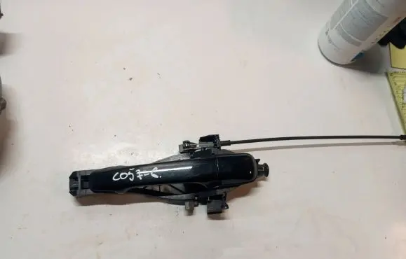 Volvo S80 Rear door exterior handle 30784202