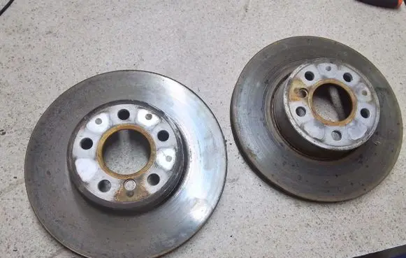 BMW 3 G20 G21 Front brake disc 6877212