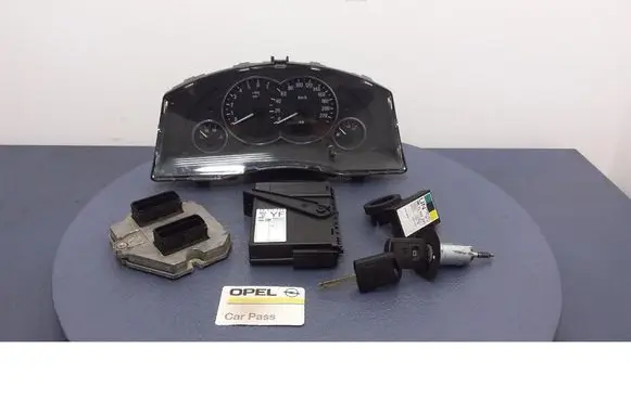 Opel Meriva A Engine control unit/module ECU 55355043
