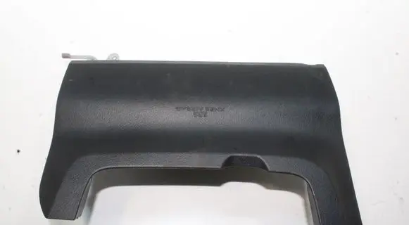 Lexus CT 200H Knee airbag 
