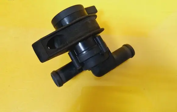 Audi A4 S4 B5 8D Electric auxiliary coolant/water pump 30950001