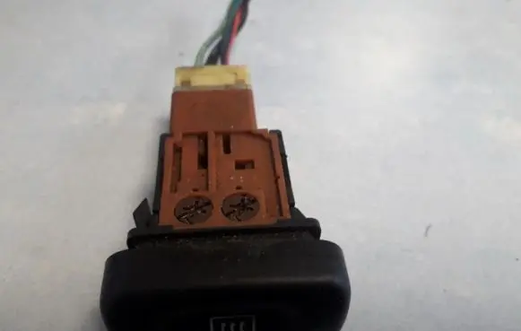 Nissan Primera Windscreen/window heater switch