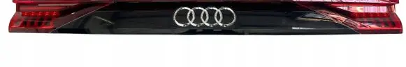 Audi Q8 Tailgate rear/tail lights 4M8945095P