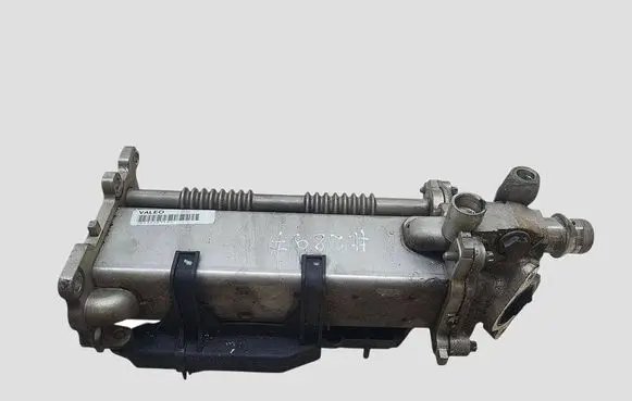 Opel Zafira C EGR valve cooler V29007672 MM1136G