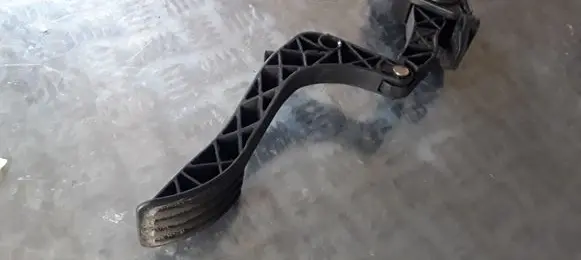 Peugeot Expert Accelerator throttle pedal 1401280680