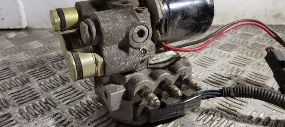 Ford Explorer ABS Pump 10045710093 F57AAE 25020200204