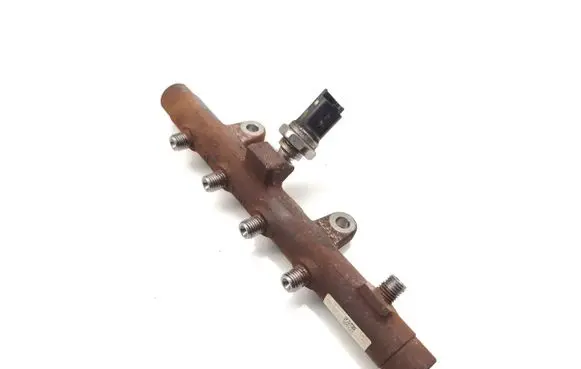 Fuel main line pipe