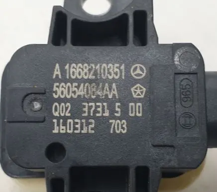 Chrysler Voyager Airbag deployment crash/impact sensor 56054084AA A1668210351