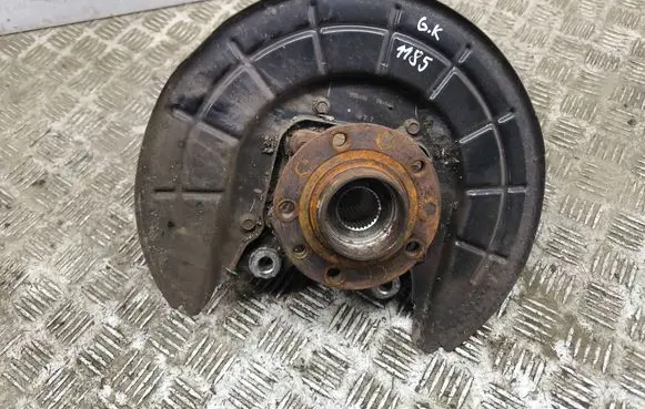 Jeep Cherokee Rear wheel hub