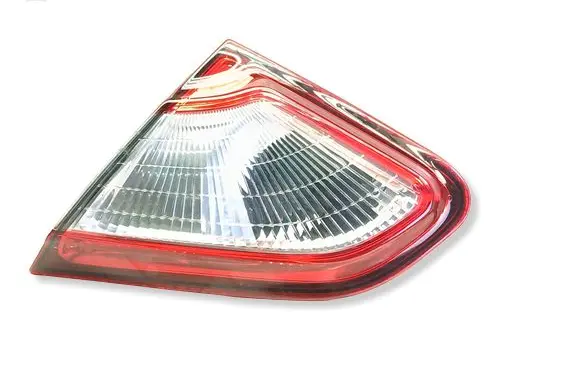 Nissan Qashqai+2 Tailgate rear/tail lights 89503209 B26550BR01A