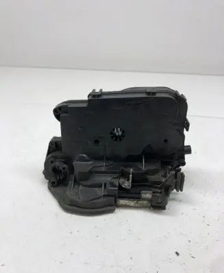 BMW 1 E81 E87 Front door lock 7059974