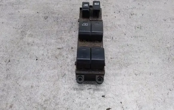 Subaru Forester SH Quarter vent window switch 157447
