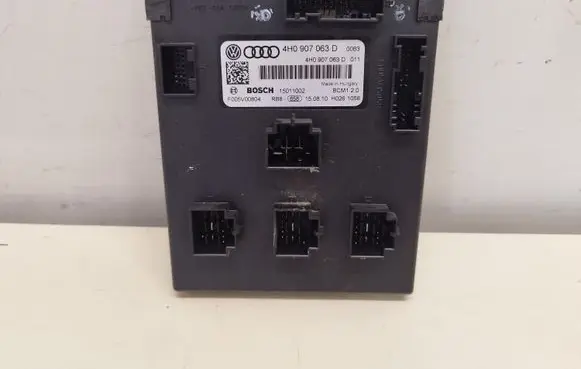 Volkswagen Touareg II Comfort/convenience module 4H0907063D