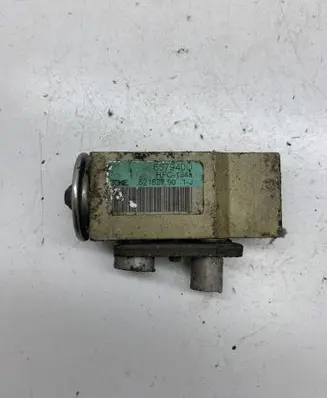 Renault Scenic I Air conditioning (A/C) expansion valve 657940U 52162790