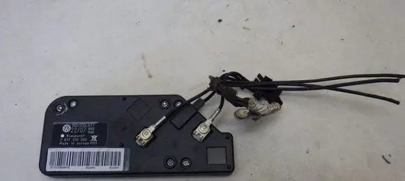 Volkswagen Eos Aerial antenna amplifier 1Q0035577