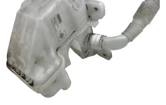Volkswagen Tiguan Windshield washer fluid reservoir/tank 5NA955448A