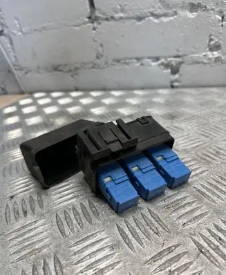 Nissan Navara D40 Fuse box set 64200049