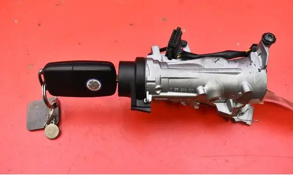 Volkswagen Cross Touran I Ignition lock 1K0905851B
