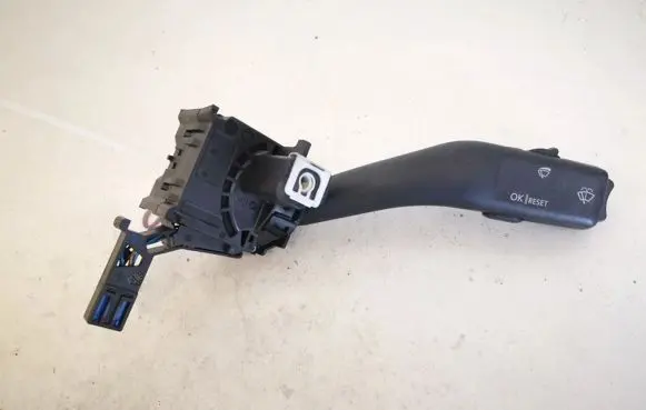Skoda Octavia Mk2 (1Z) Wiper control stalk 1k0953519c