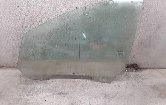 Fiat Croma Front door window glass four-door 