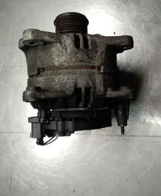 Skoda Octavia Mk2 (1Z) Generator/alternator 06F903023F 0124525066