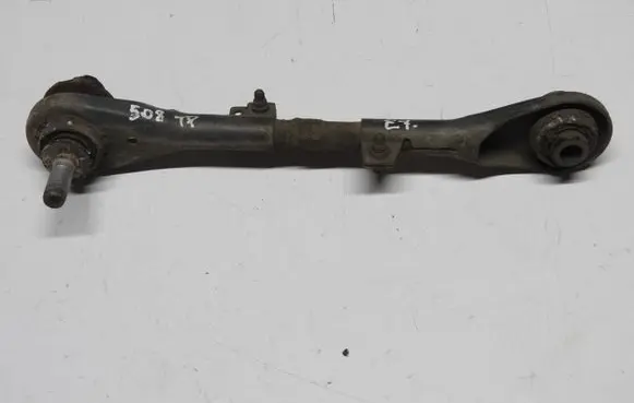 Rear control arm